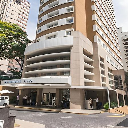 ホテル Flat No Jardins - Poucos Metros Da Av Paulista サンパウロ エクステリア 写真